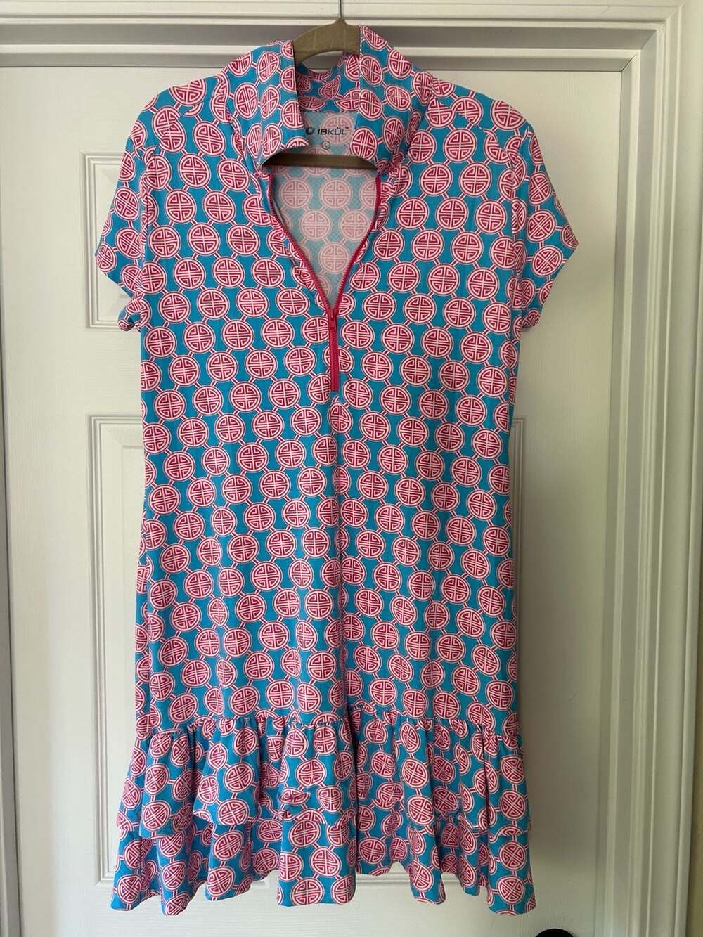 IBKUL Pink and Blue Geometric Print Short Sleeve Zip Front Ruffle Tennis Dress